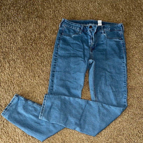 H&M Pants - H&M light wash skinny jeans size 30